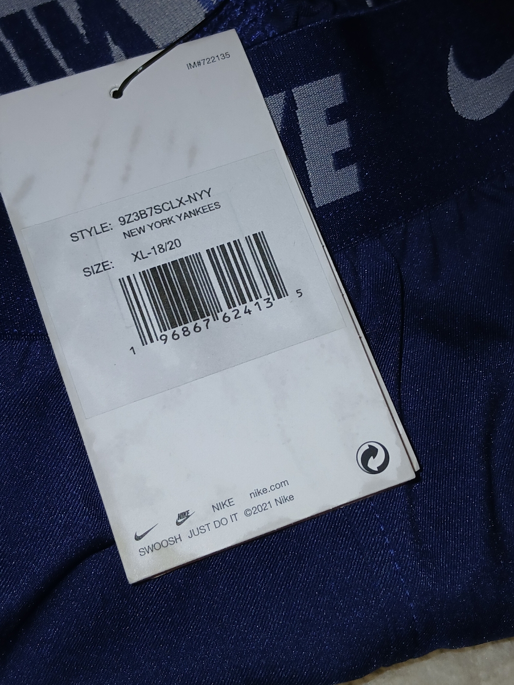 Nike Men's Navy Blue Athletic Shorts with White Logo - Picture 3 of 4